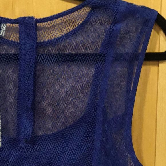 DKNY Women's Blue Lace Dress With Seamin… - Picture 8 of 8